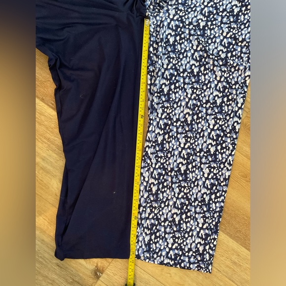 Women’s Pants (2 pair) - Picture 7 of 8